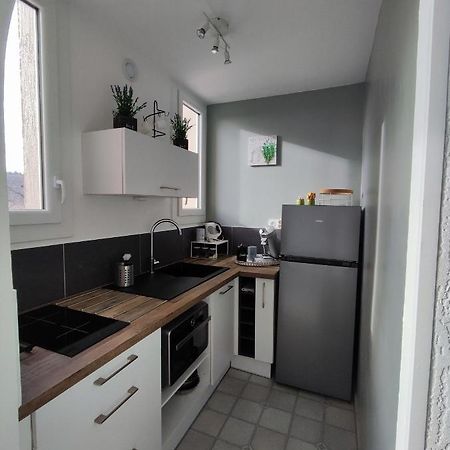 Studio Meuble Classe 2 Etoiles - 30M² Gréoux-les-Bains Buitenkant foto