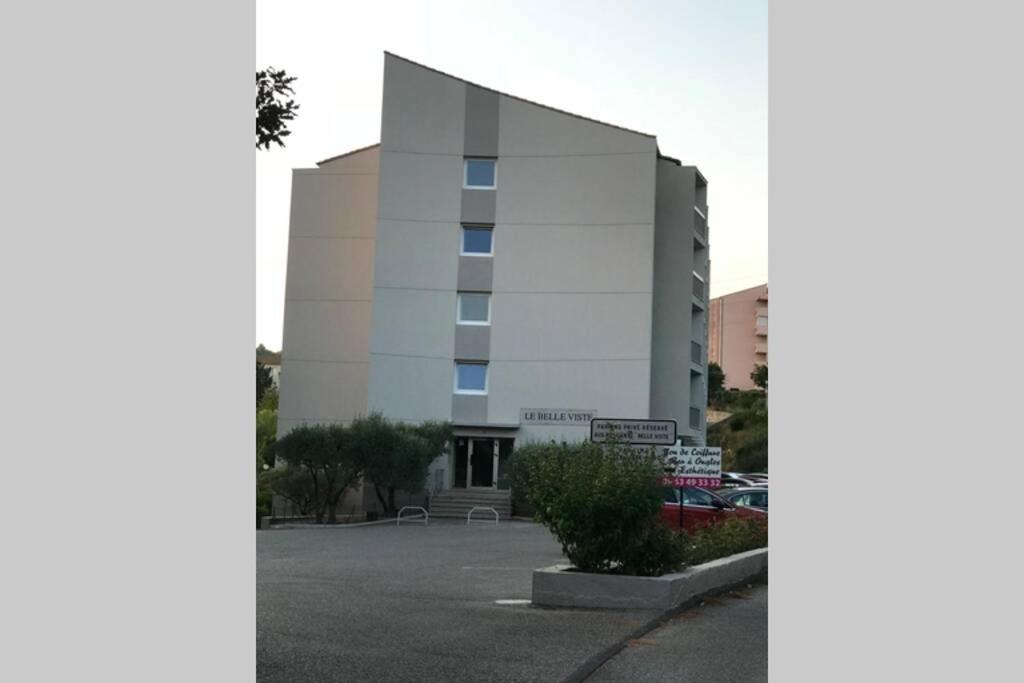 Studio Meuble Classe 2 Etoiles - 30M² Gréoux-les-Bains Buitenkant foto